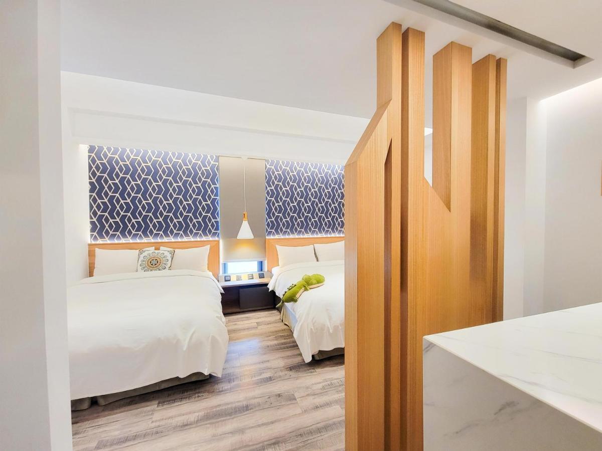 Check Inn Taichung Zhongshan Dış mekan fotoğraf
