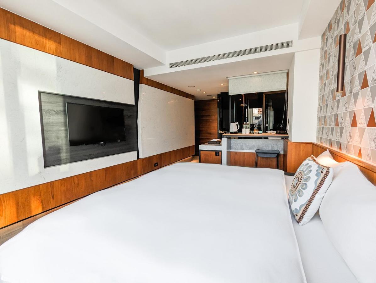 Check Inn Taichung Zhongshan Dış mekan fotoğraf