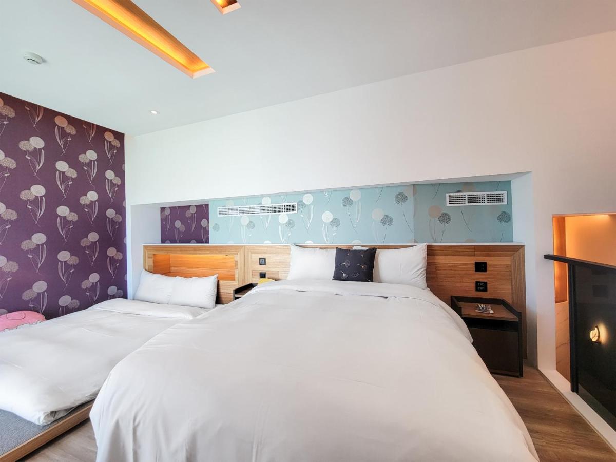 Check Inn Taichung Zhongshan Dış mekan fotoğraf