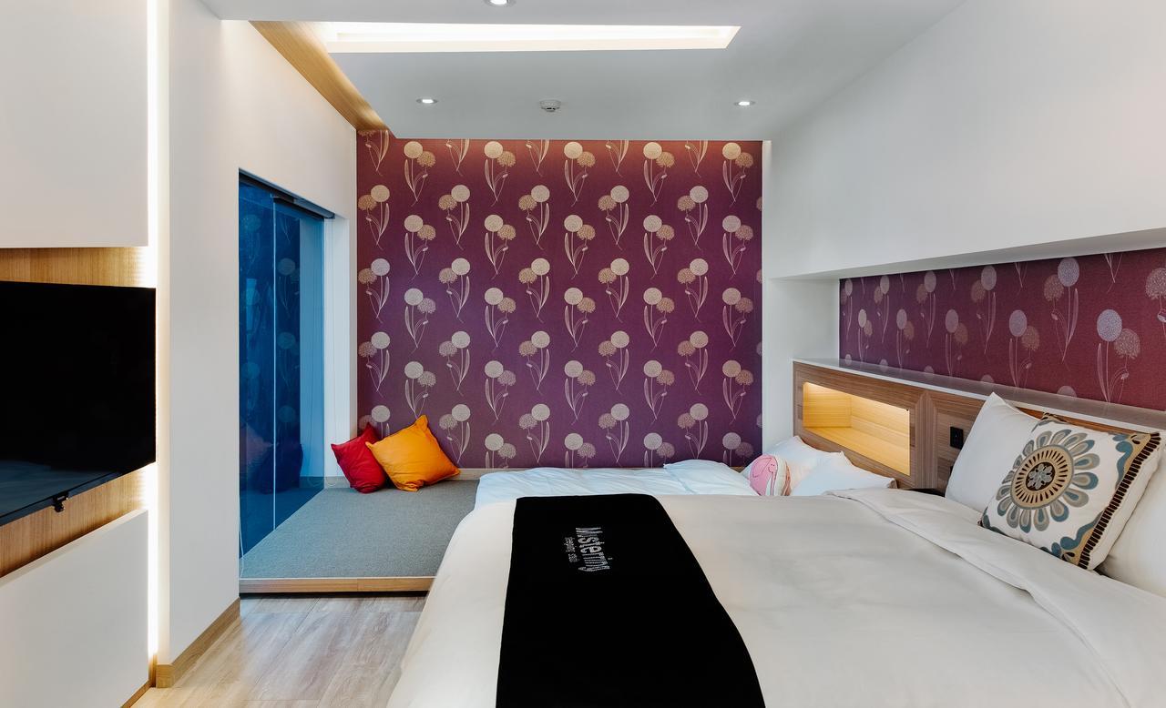 Check Inn Taichung Zhongshan Dış mekan fotoğraf