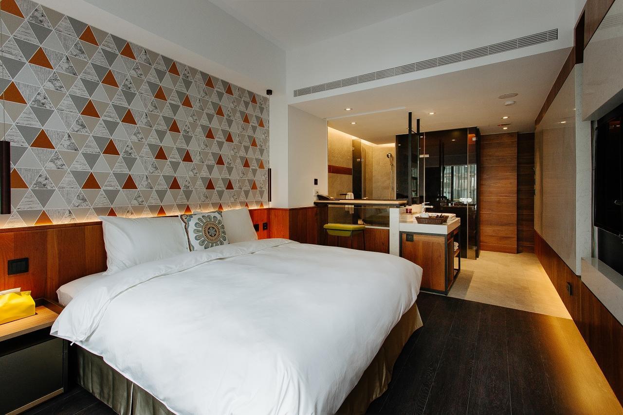 Check Inn Taichung Zhongshan Dış mekan fotoğraf